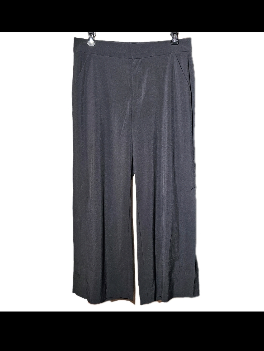 ATHLETA  Black size 6 Straight Leg Lightweight Stretchy Cropped Trouser Pants